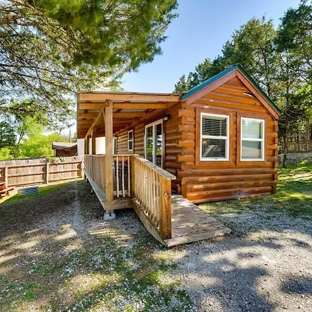 Indian Point Cabin 2 Near Sdc, Branson, And Table Rock Lake